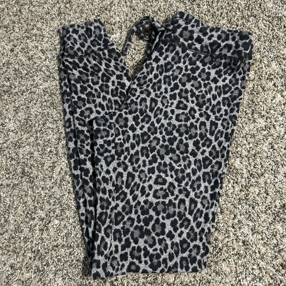 Aerie Ahh-mazingly Soft Jogger Pant in Brown Leopard Print - Picture 1 of 8